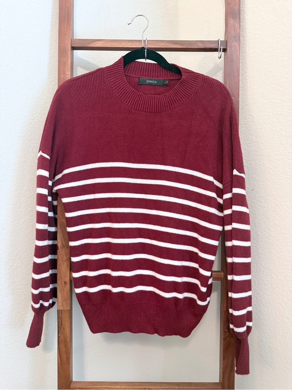 Zesica Women's Burgundy Crewneck Sweater with White Stripes